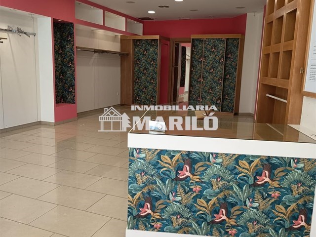 ALQUILER LOCAL COMERCIAL TOTALMENTE PREPARADO - Vilagarcía de Arousa
