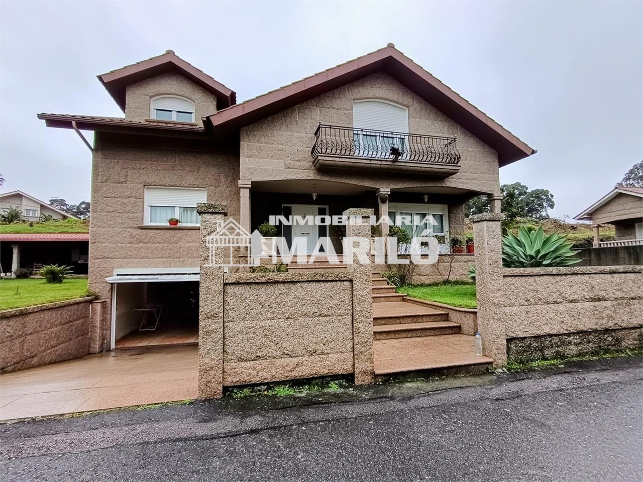 Foto 1 INMOBILIARIA MARILO VENDE ESPECTACULAR CHALET EN A ILLA DE AROUSA