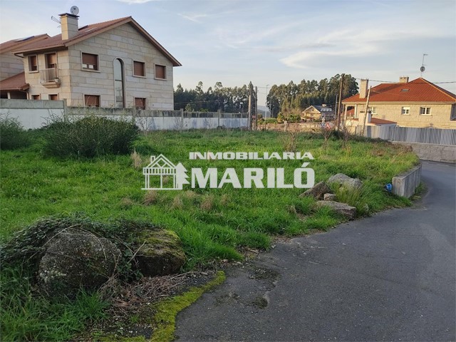 SE VENDE TERRENO EDIFICABLE EN MEIS - Vilagarcía de Arousa