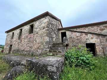 VENTA CASA DE PIEDRA A REFORMAR - Caldas de Reis