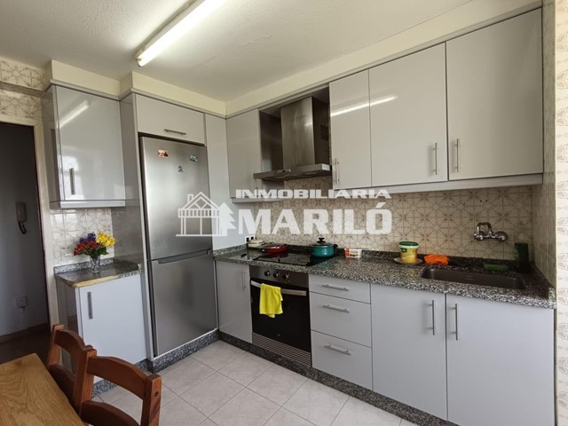 VENTA DE PISO EN VILAGARCIA  - Vilagarcía de Arousa