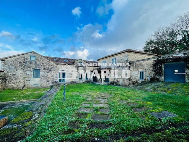 VENTA EN PROPIEDAD EN EL VALLE DEL SALNES - Meis