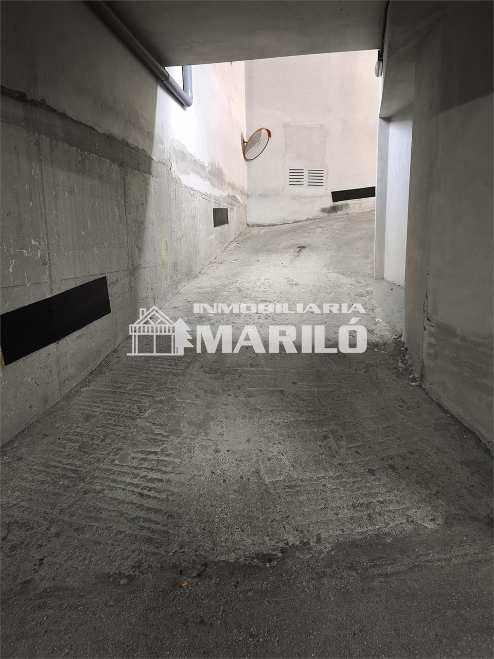 Foto 4 VENTA PLAZA DE GARAJE 